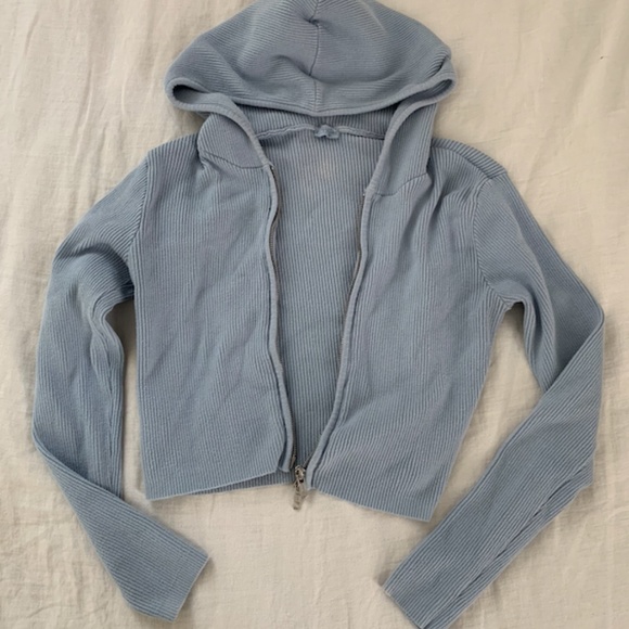 Brandy Melville Sweaters - Pacsun ZipUp Hoodie
